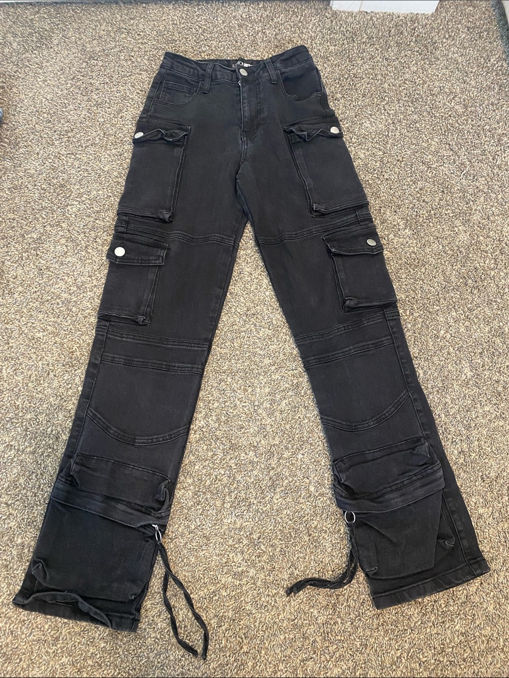 Fashion Nova No Matter What Stretch Cargo Jeans Black Size 0